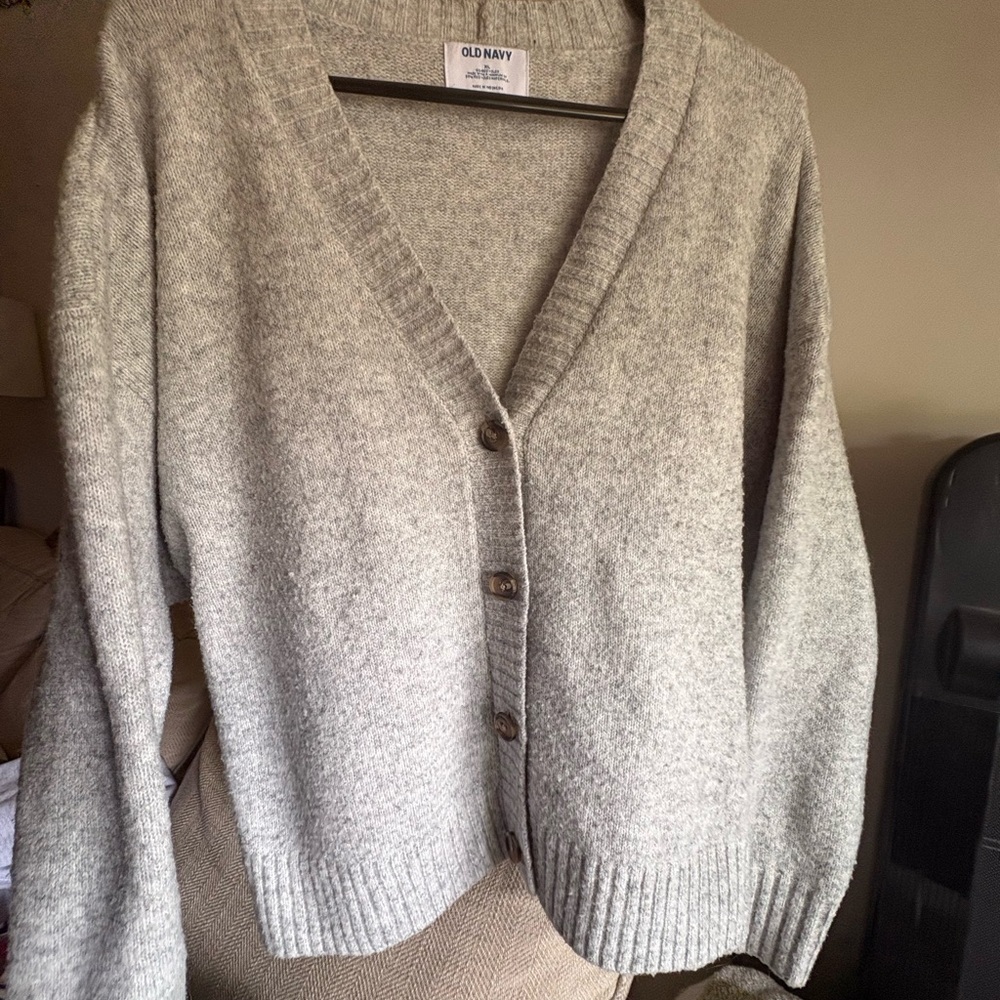 Old Navy Gray V-Neck Button Front Cardigan